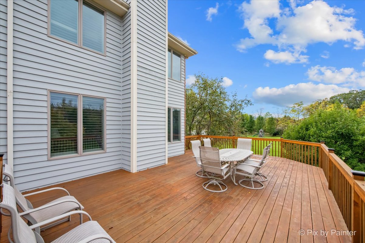 23186 Gray Barn Court