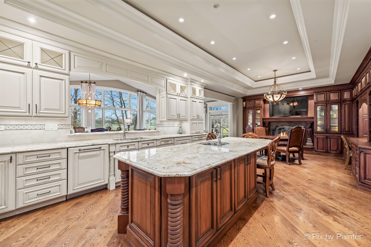 37230 N Black Velvet Lane