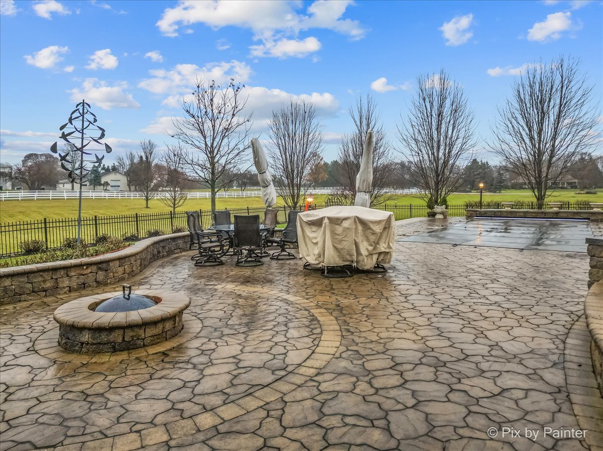 37230 N Black Velvet Lane