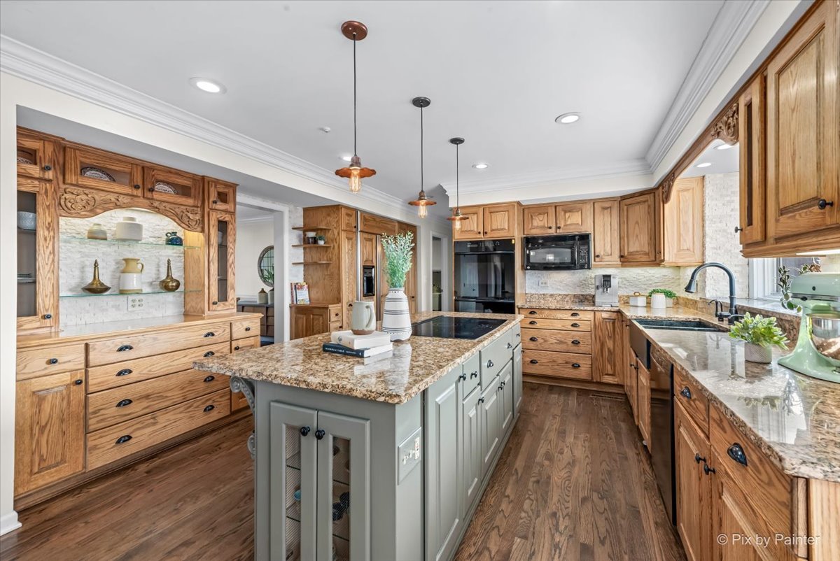 24354 N Grandview Drive