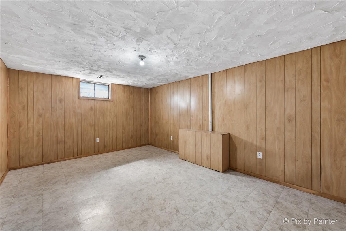 515 Crest Drive