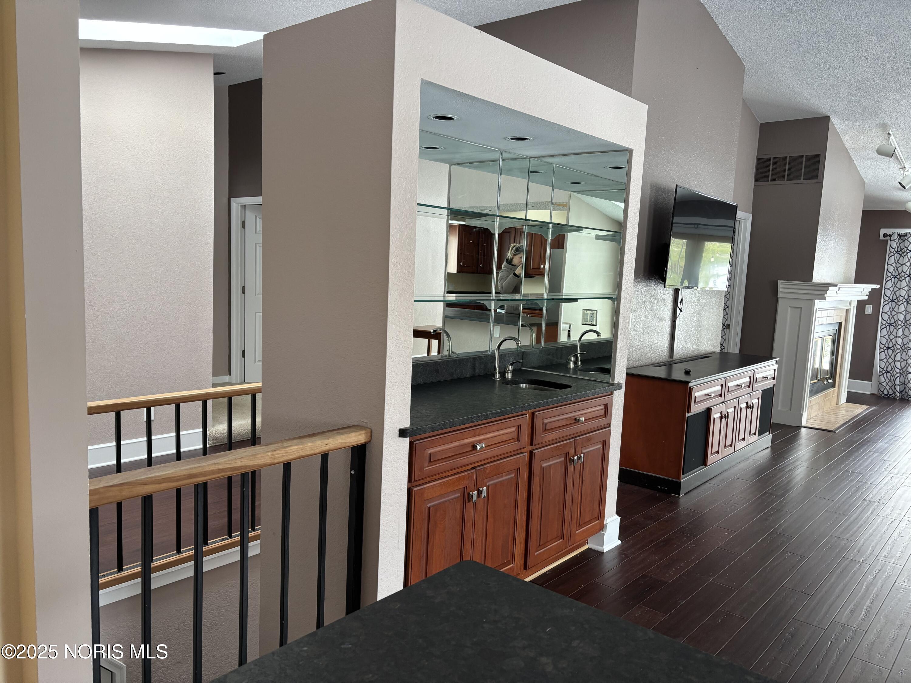 783 Fairway Lane, Apt A