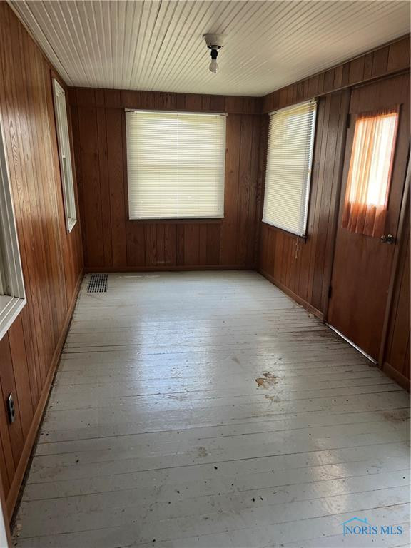 15683 County Road 4 1