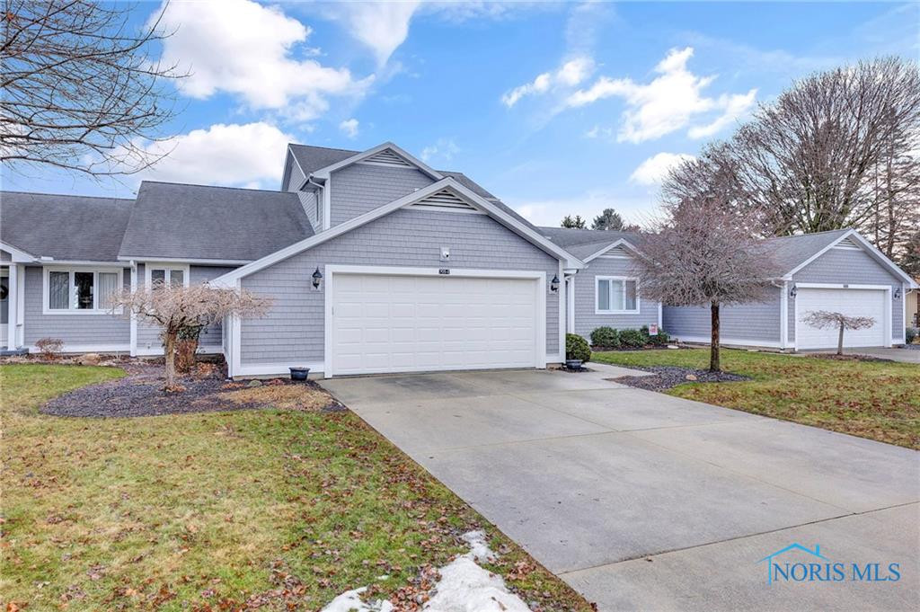 705 Fairway Lane, 2