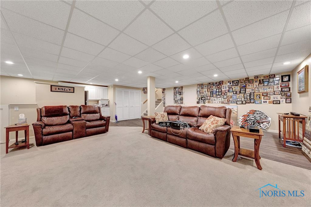 705 Fairway Lane, 2