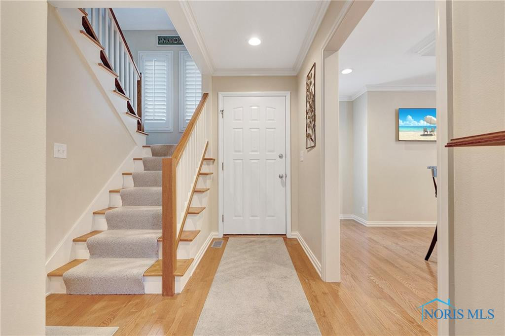 705 Fairway Lane, 2
