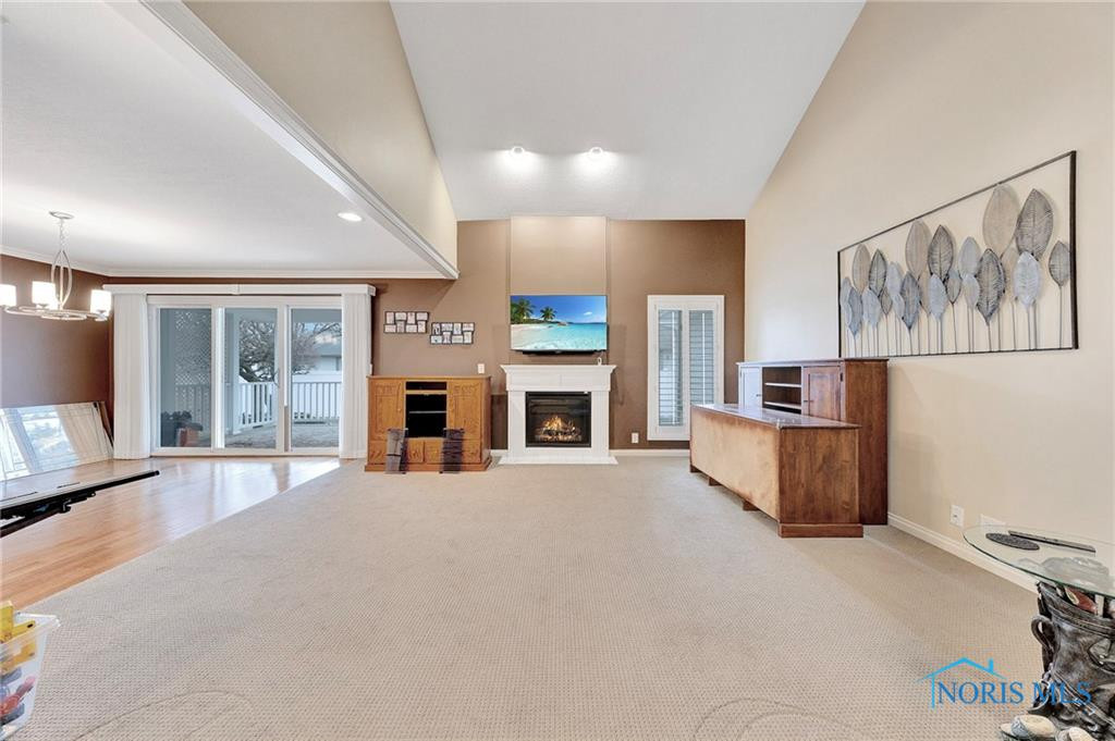 705 Fairway Lane, 2