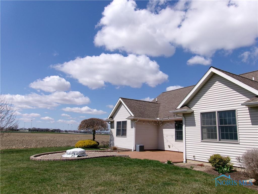 928 Black Hawk Drive