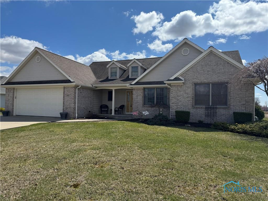 928 Black Hawk Drive