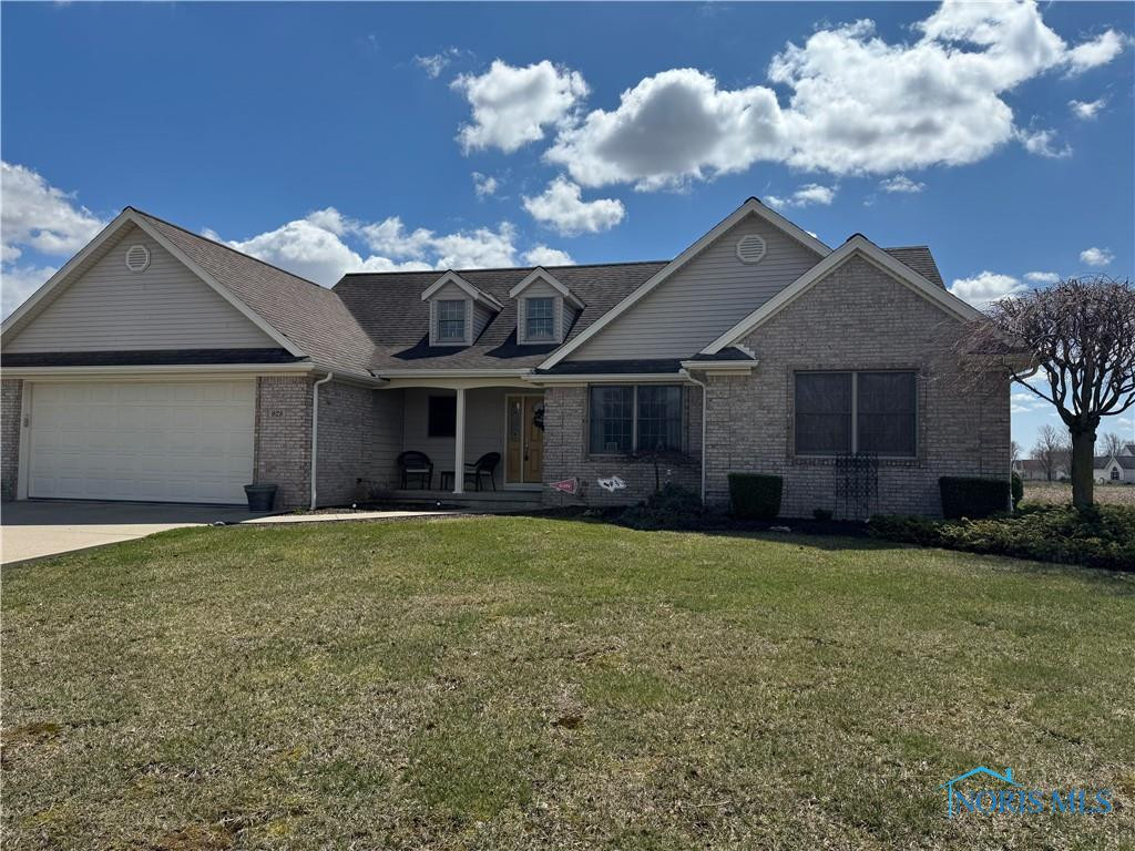 928 Black Hawk Drive