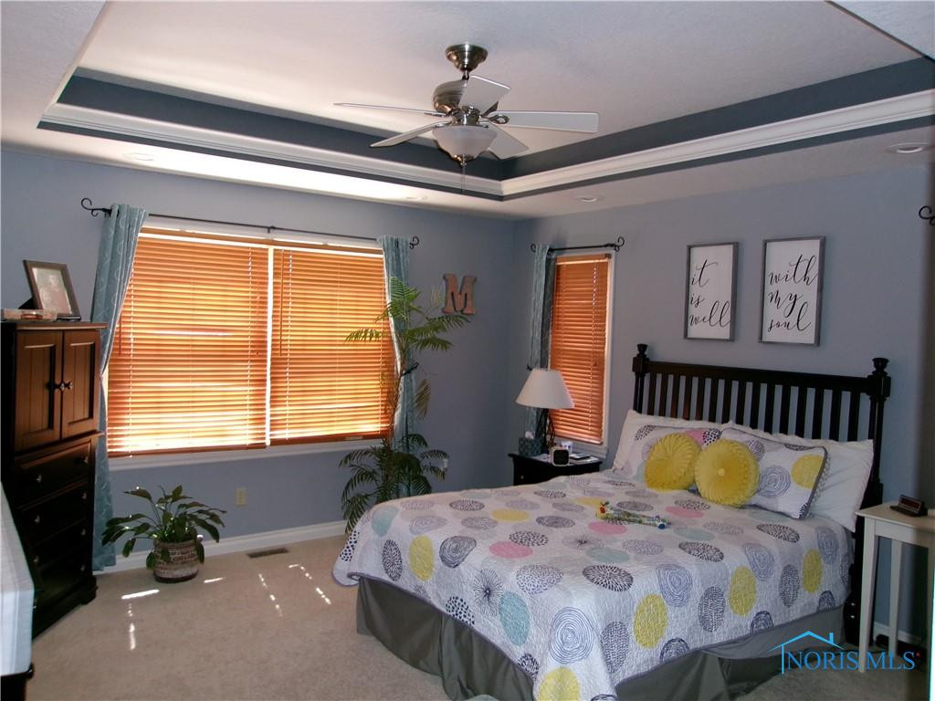 928 Black Hawk Drive