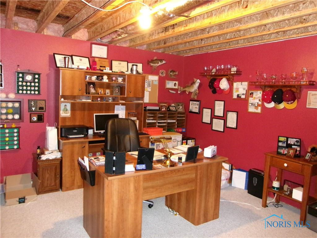 928 Black Hawk Drive