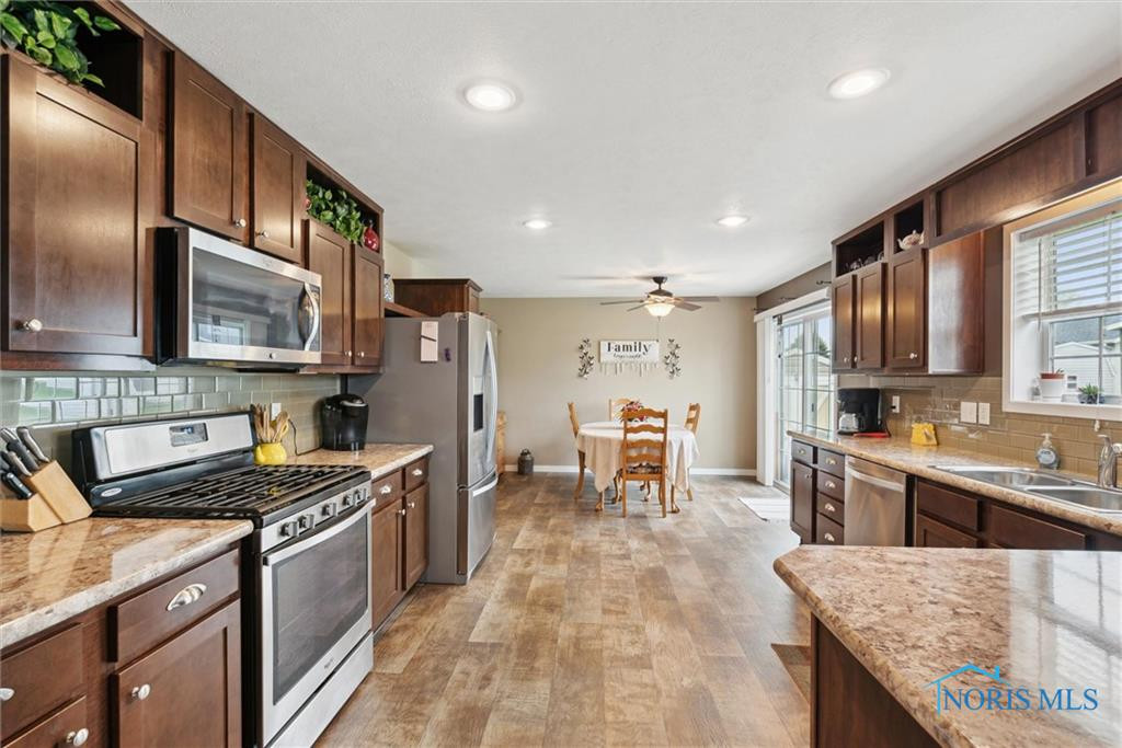14900 County Road H, 84
