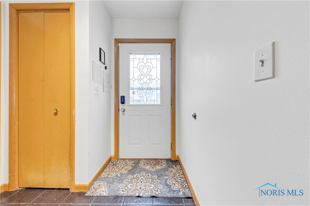 809 Lawrence Avenue, 2