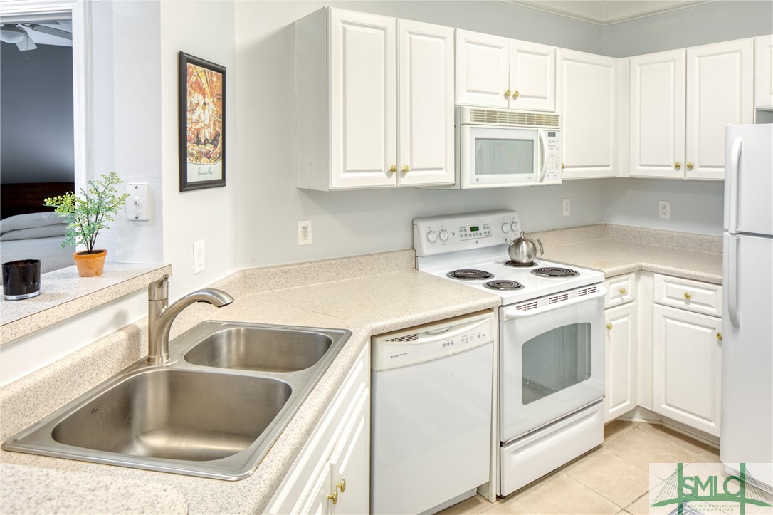 2136 Whitemarsh Way
