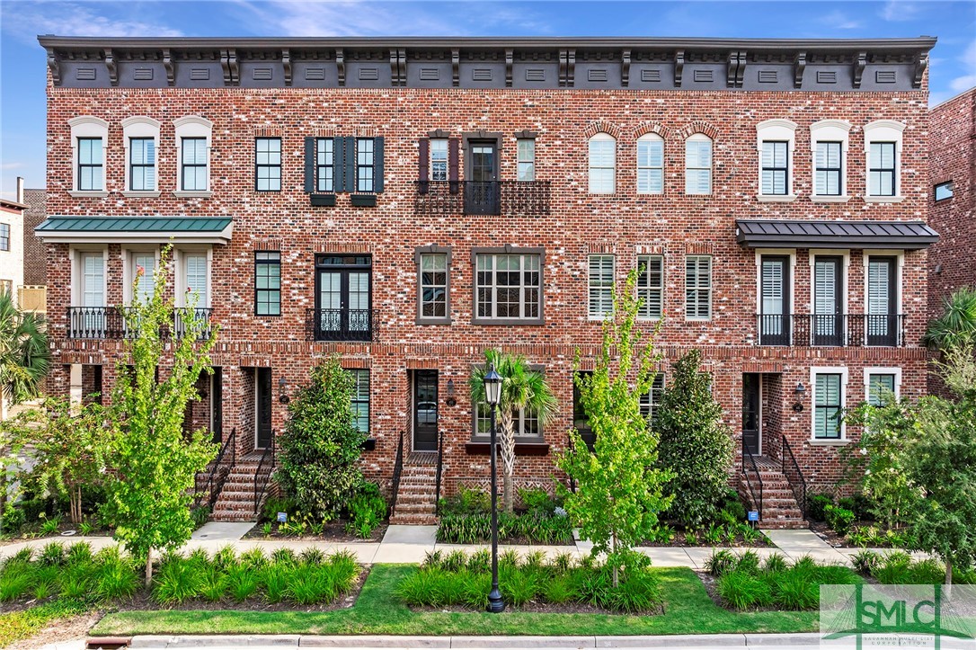 453 Port Street
