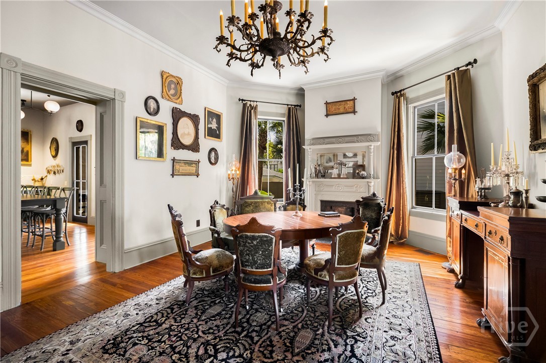102 E 38th Street