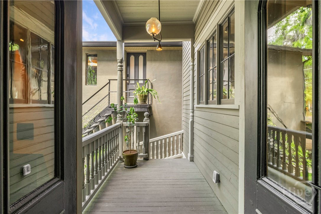 102 E 38th Street