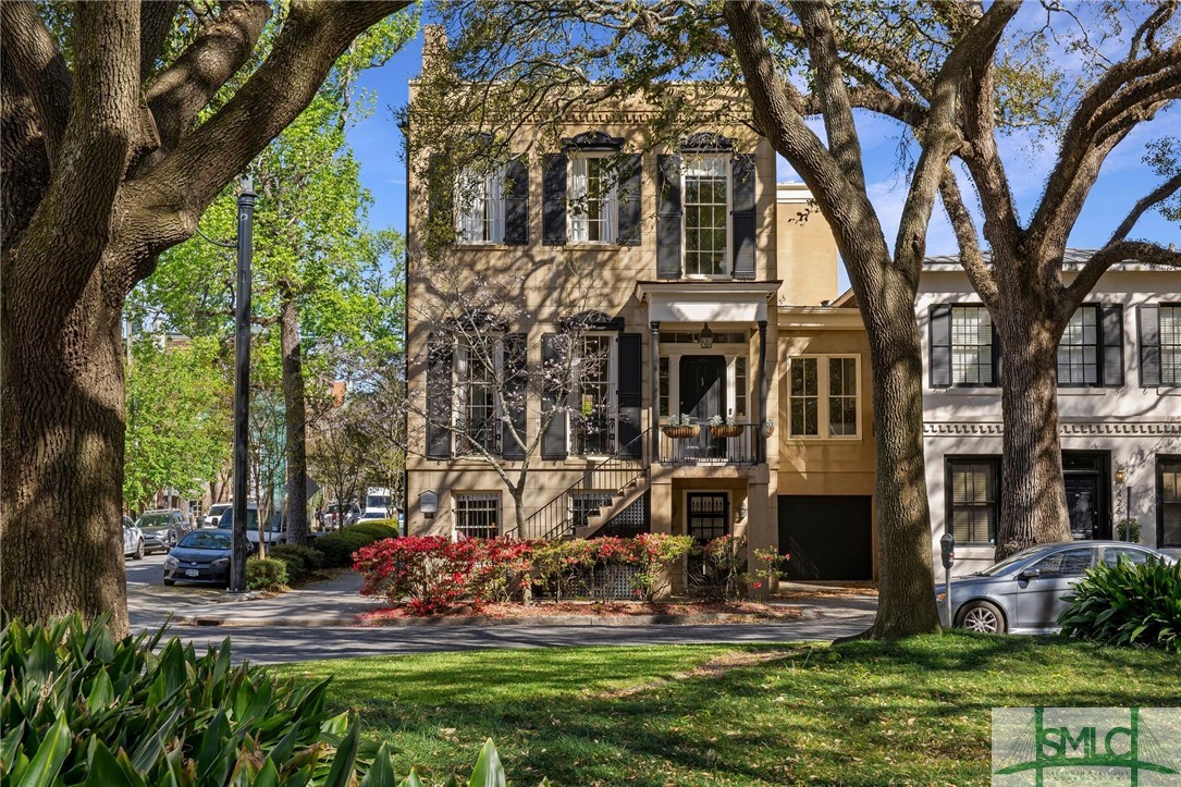 424 Barnard Street