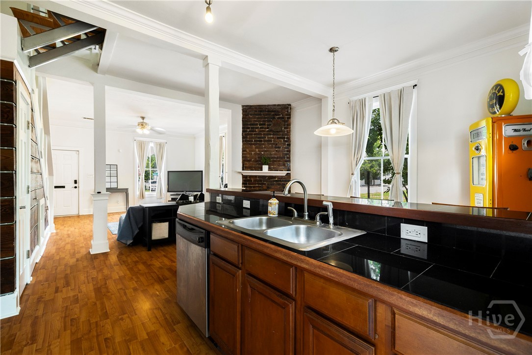 1402 Jefferson Street