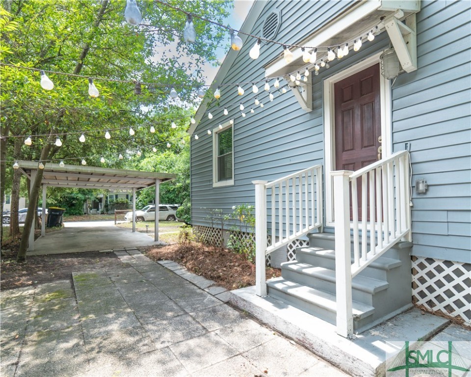 2128 Greenwood Street
