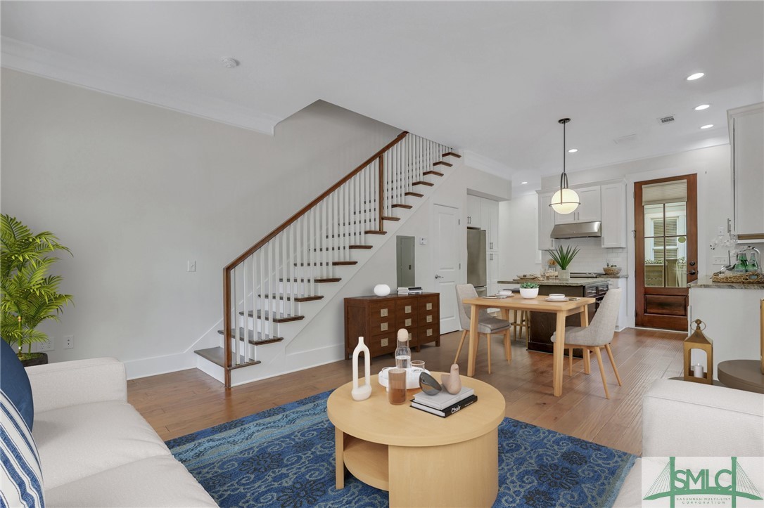 214 W Gwinnett Street