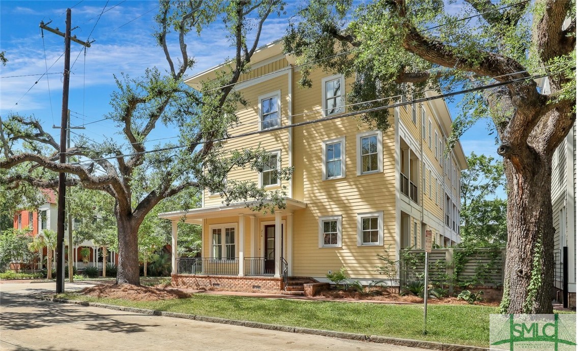 214 W Gwinnett Street