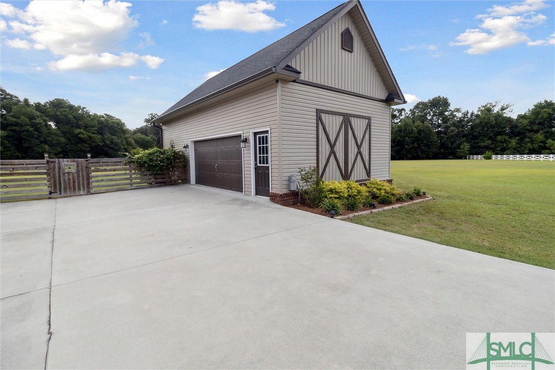 441 Rivercrest Drive