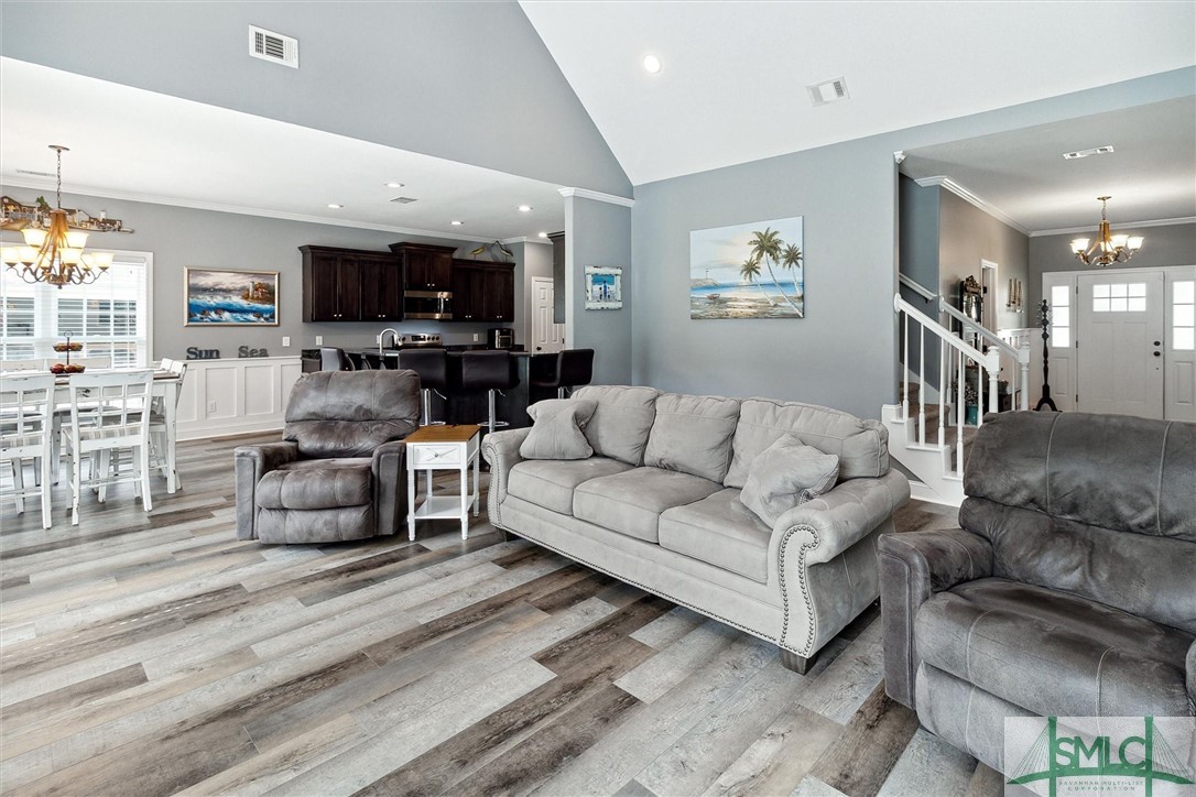 441 Rivercrest Drive