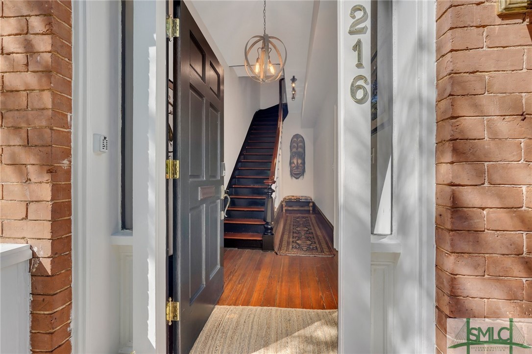 216 W Bolton Street