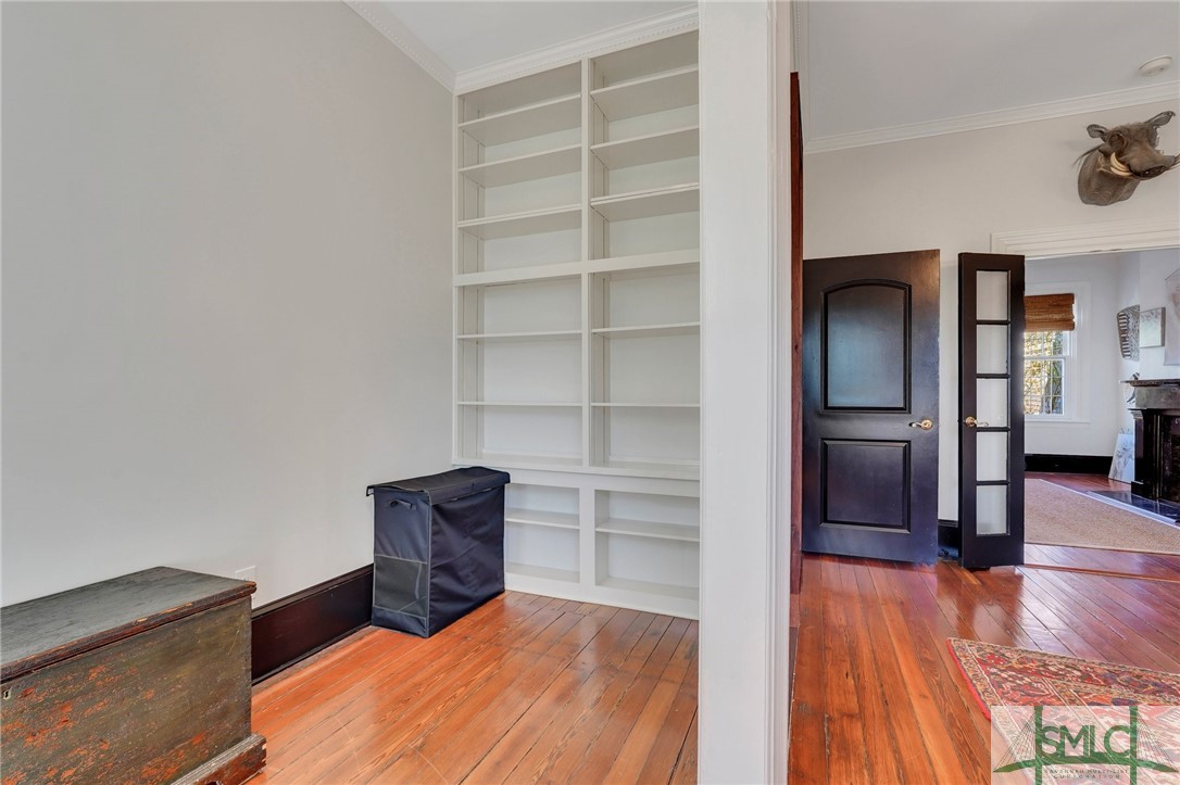 216 W Bolton Street