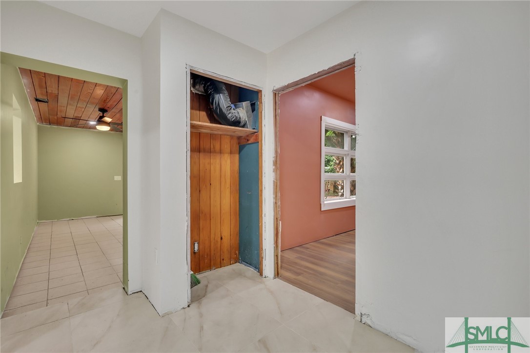 4901 La Roche Avenue
