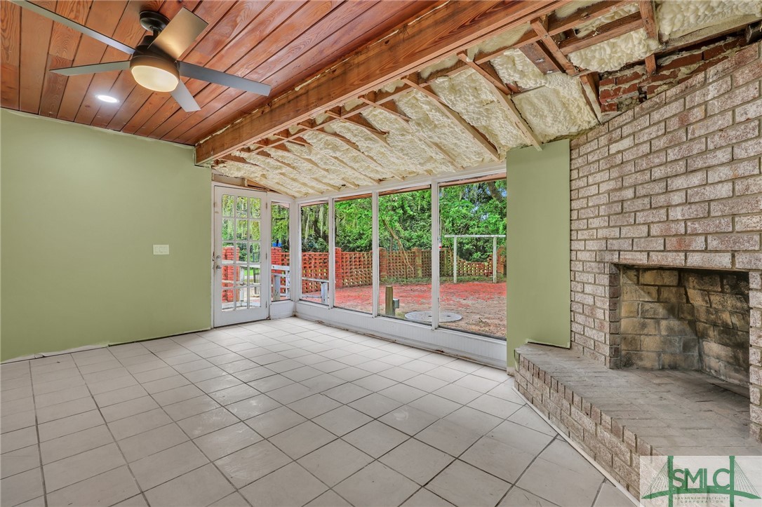 4901 La Roche Avenue