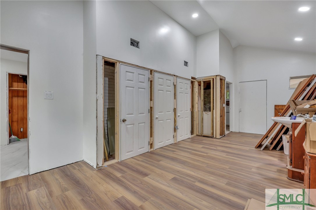 4901 La Roche Avenue