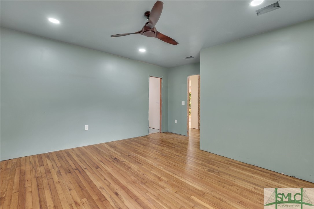4901 La Roche Avenue