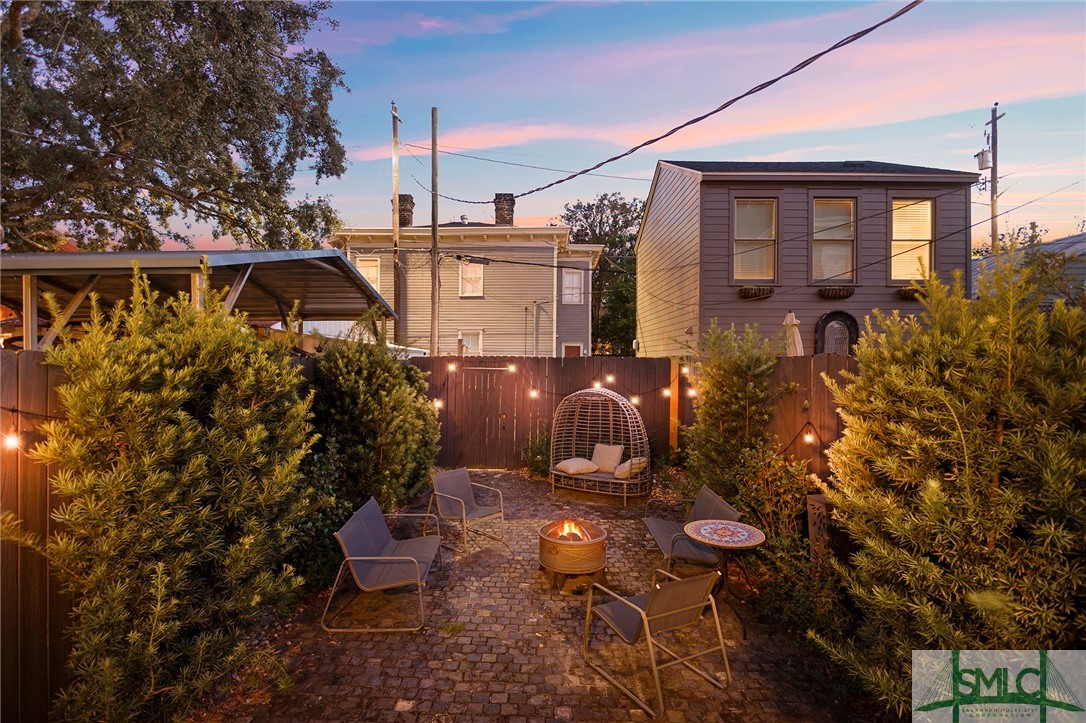 203 W Duffy Street