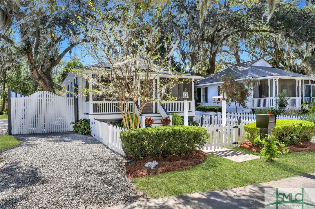 55 Henderson Avenue