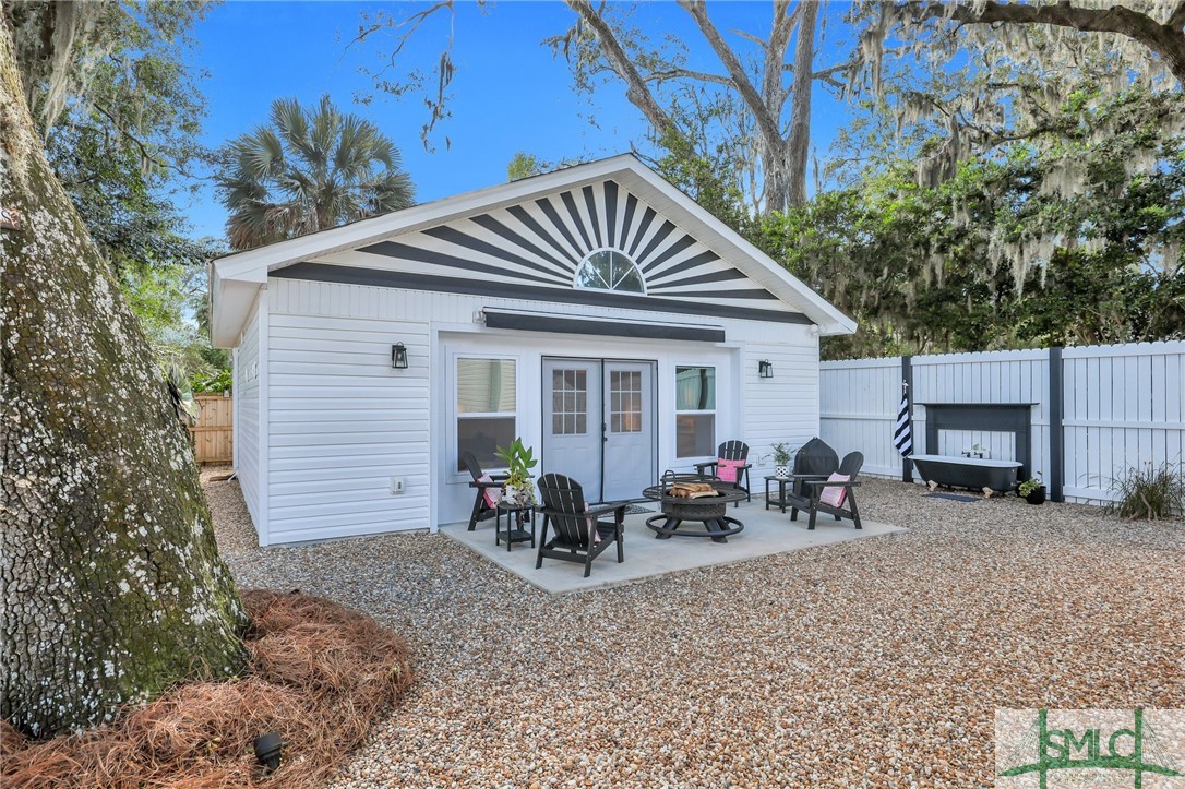 55 Henderson Avenue