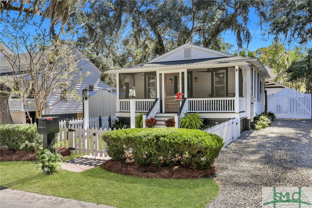 55 Henderson Avenue
