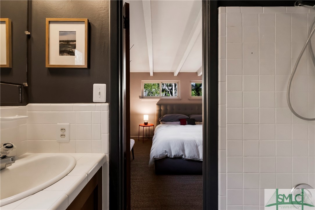 8 Marvalingrove Drive