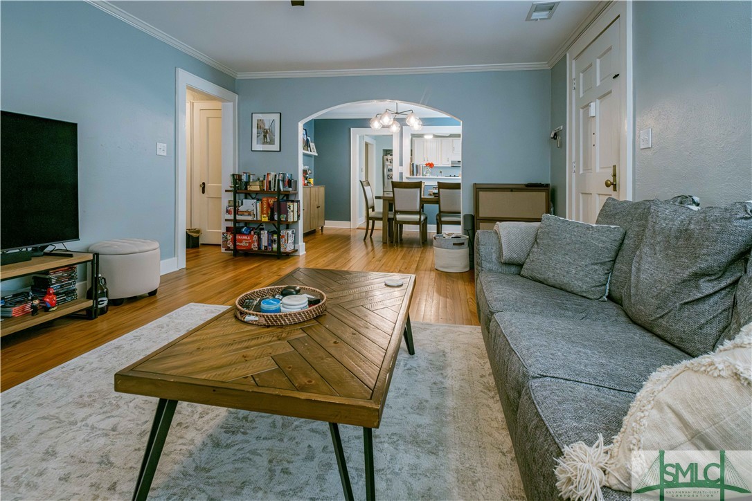 306 E 56th Street