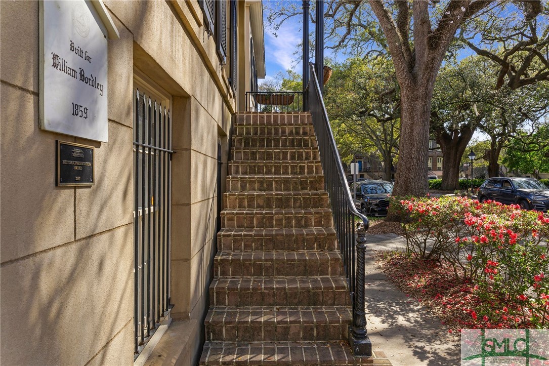 424 Barnard Street