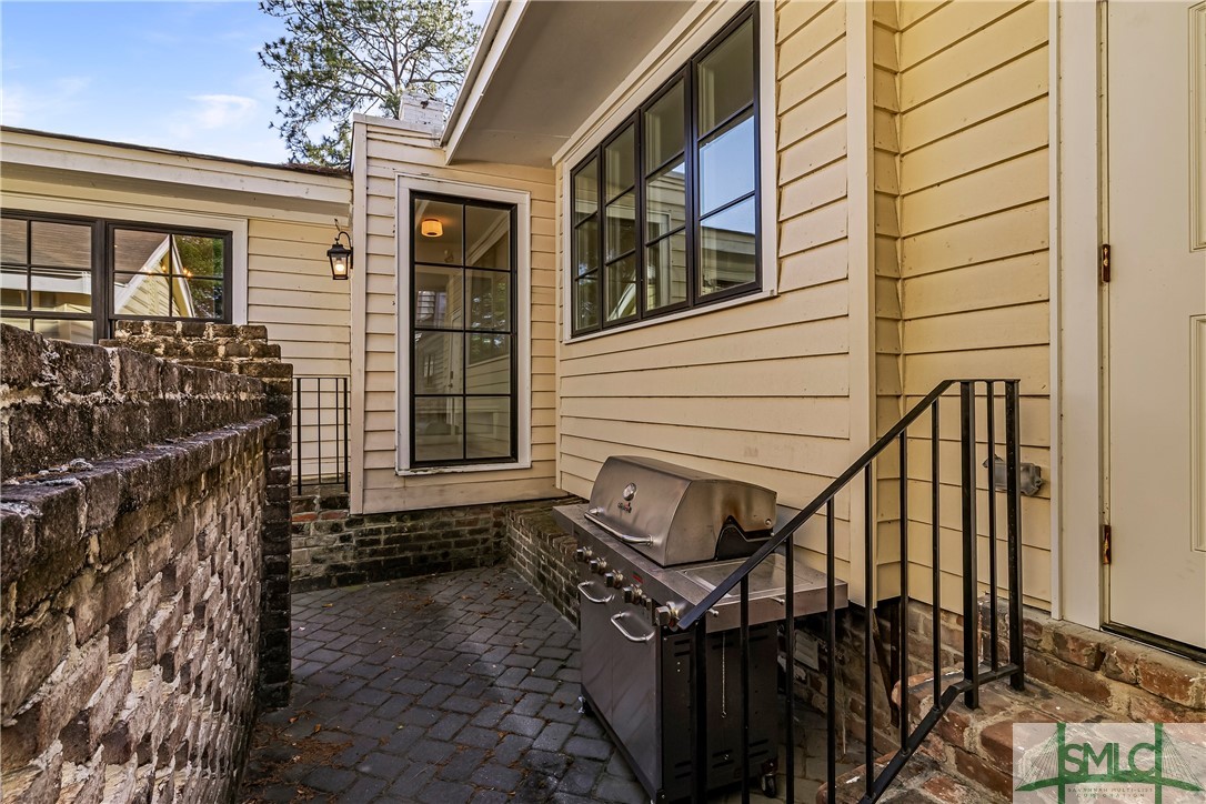 52-56 E Broad Street