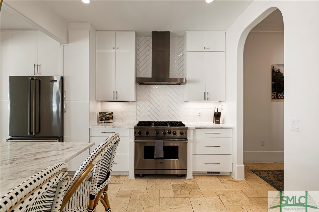 52-56 E Broad Street