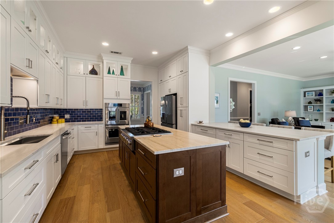 5 Eagle Point Drive
