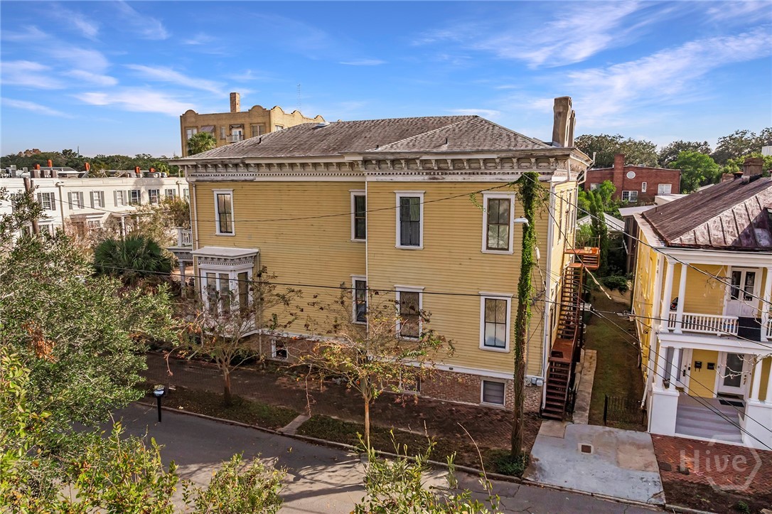 123 W Gwinnett Street