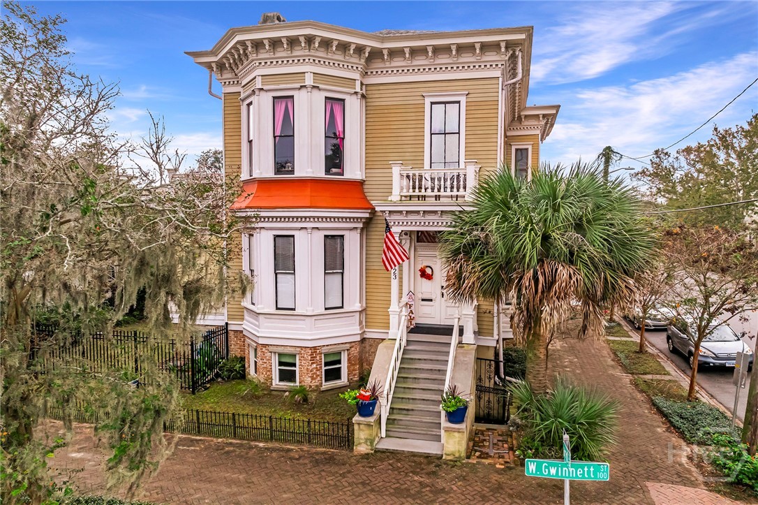 123 W Gwinnett Street