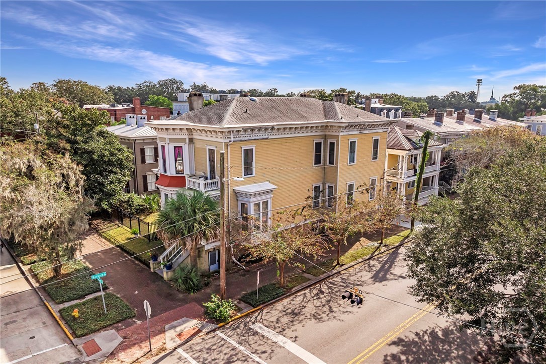 123 W Gwinnett Street