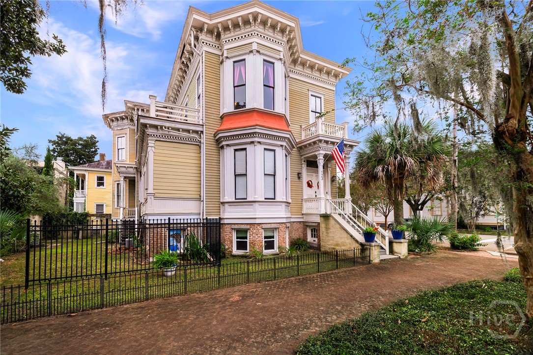 123 W Gwinnett Street