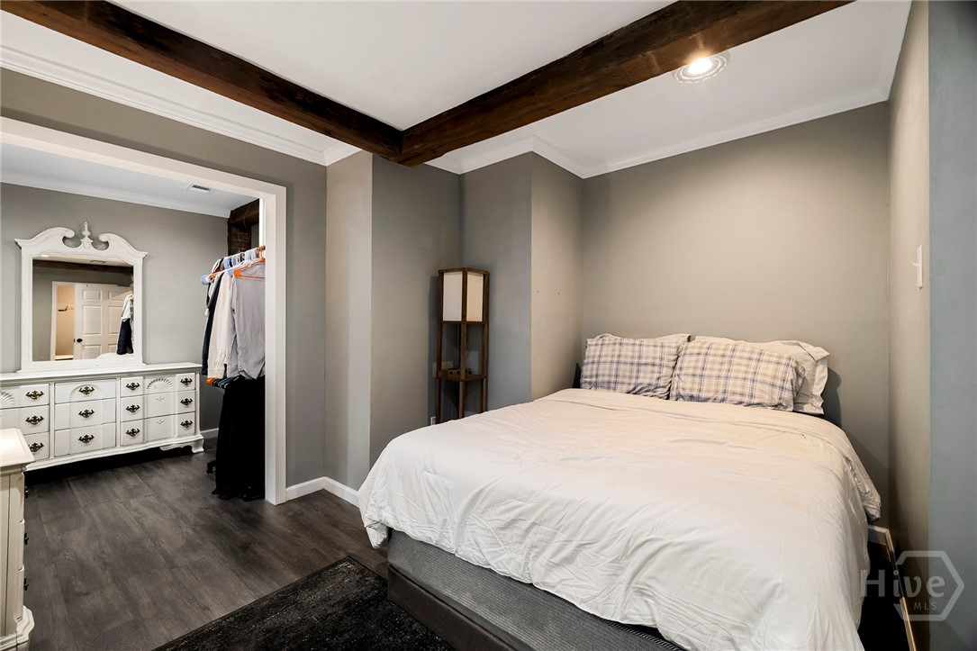 123 W Gwinnett Street